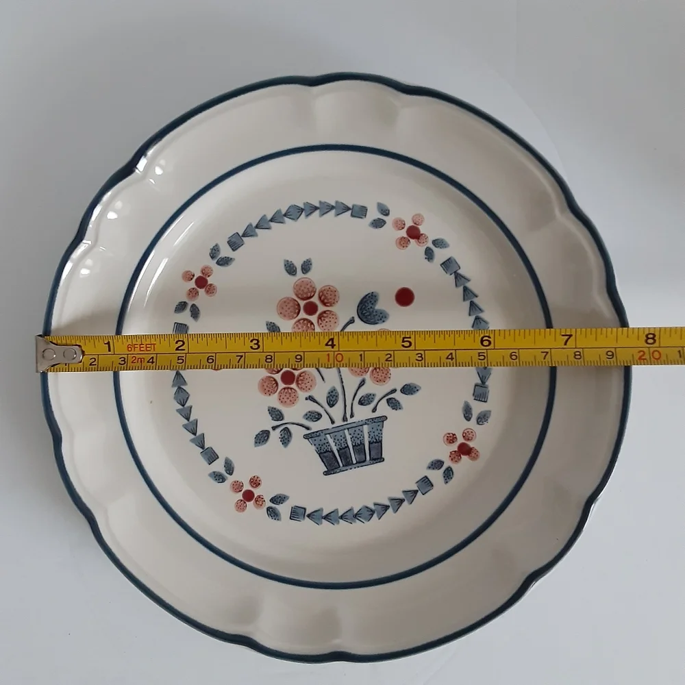 4 Cumberland Stoneware Brambleberry Japan Salad Plate Appetizers Cottage Country